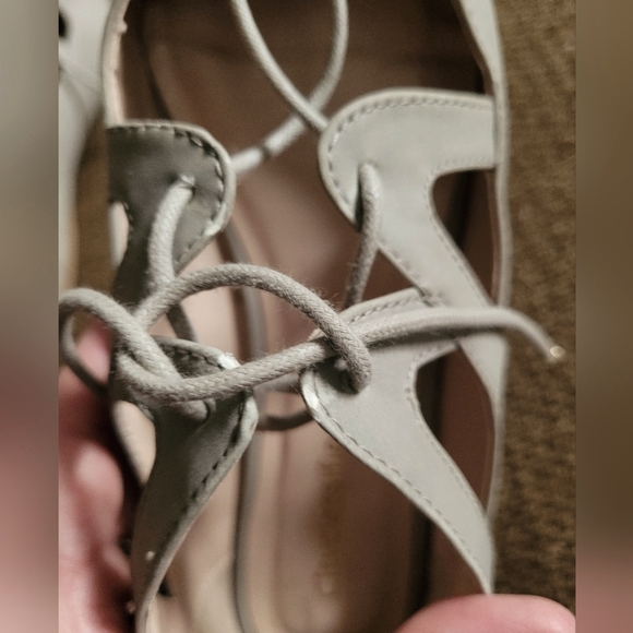 Women summer shoes brand Cityclassified in size 7 and in grey colour. - Picture 3 of 6